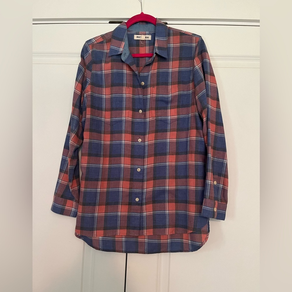 Rivet & Thread - Button-down shirt in Harvey plaid. EUC. Size M.